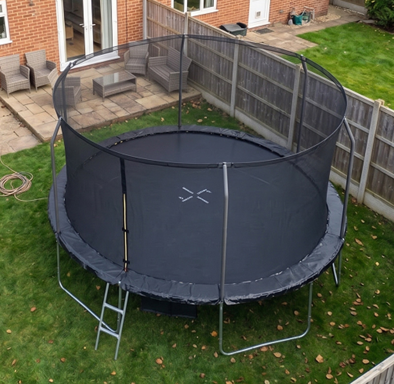 16ft Trampoline & Enclosure Free Shoe Tidy & Ladder – Black